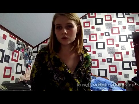 ❤️ Siswa pirang muda dari Rusia menyukai penis yang lebih besar. Video sialan  pada kami id.pornsexer.ru