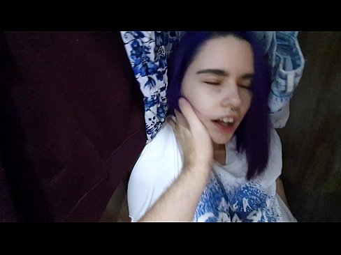 ❤️ Menemukan adikku di lemari dan membantunya cum Video sialan  pada kami id.pornsexer.ru