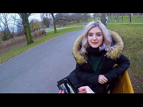 ❤️ Menelan air mani panas orang asing demi uang - blowjob di taman oleh Eva Elfie Video sialan  pada kami id.pornsexer.ru